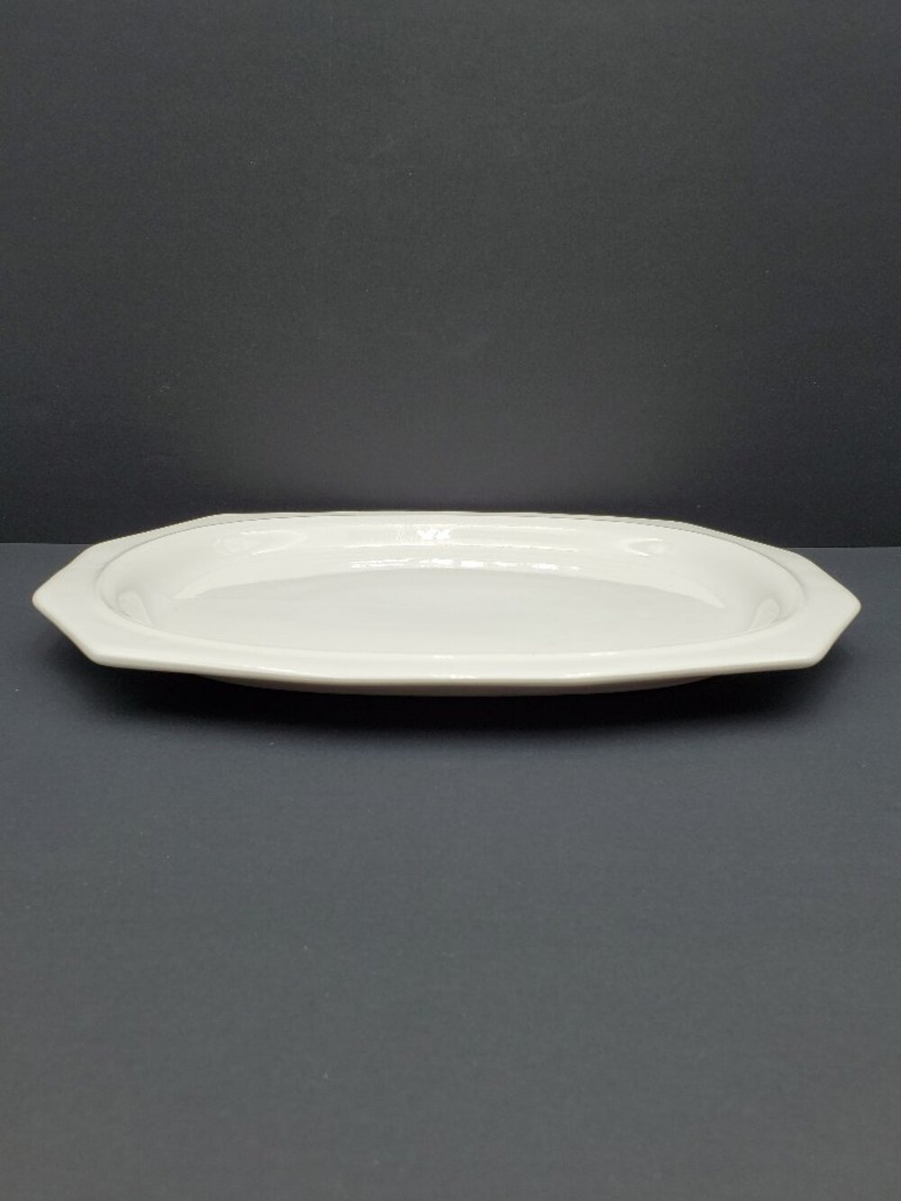 Pfaltzgraff Heritage White Platter Large Multi-Sided Stoneware Serving Plate - Picture 5 of 6